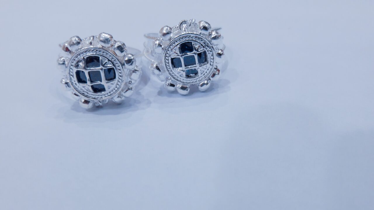 B612_20170825_120822