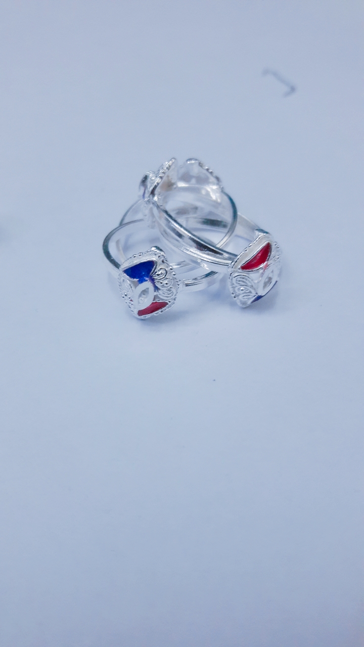 B612_20181121_162457_193