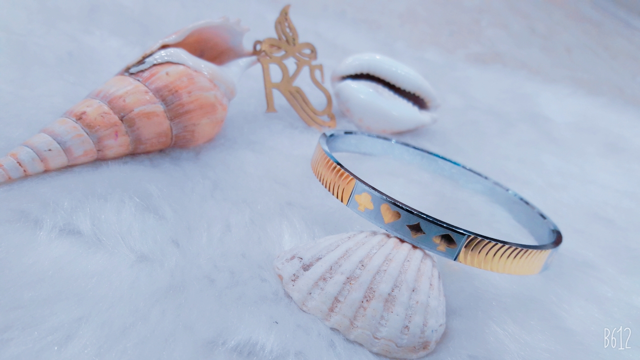 B612_20200222_180810_777