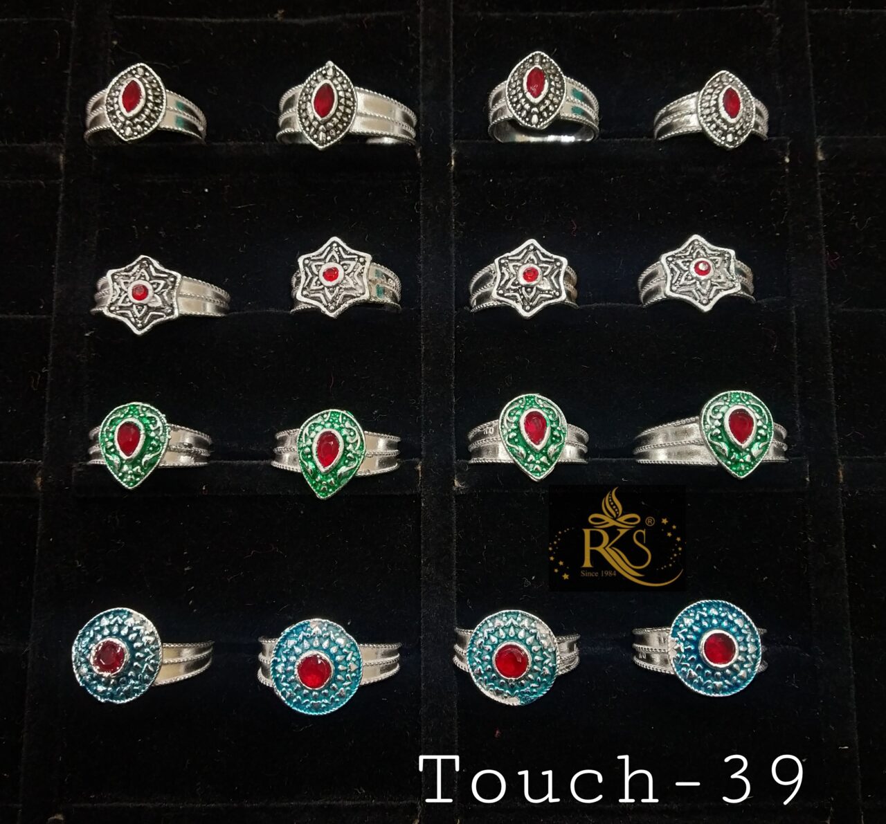 Picsart_22-06-08_11-45-23-986