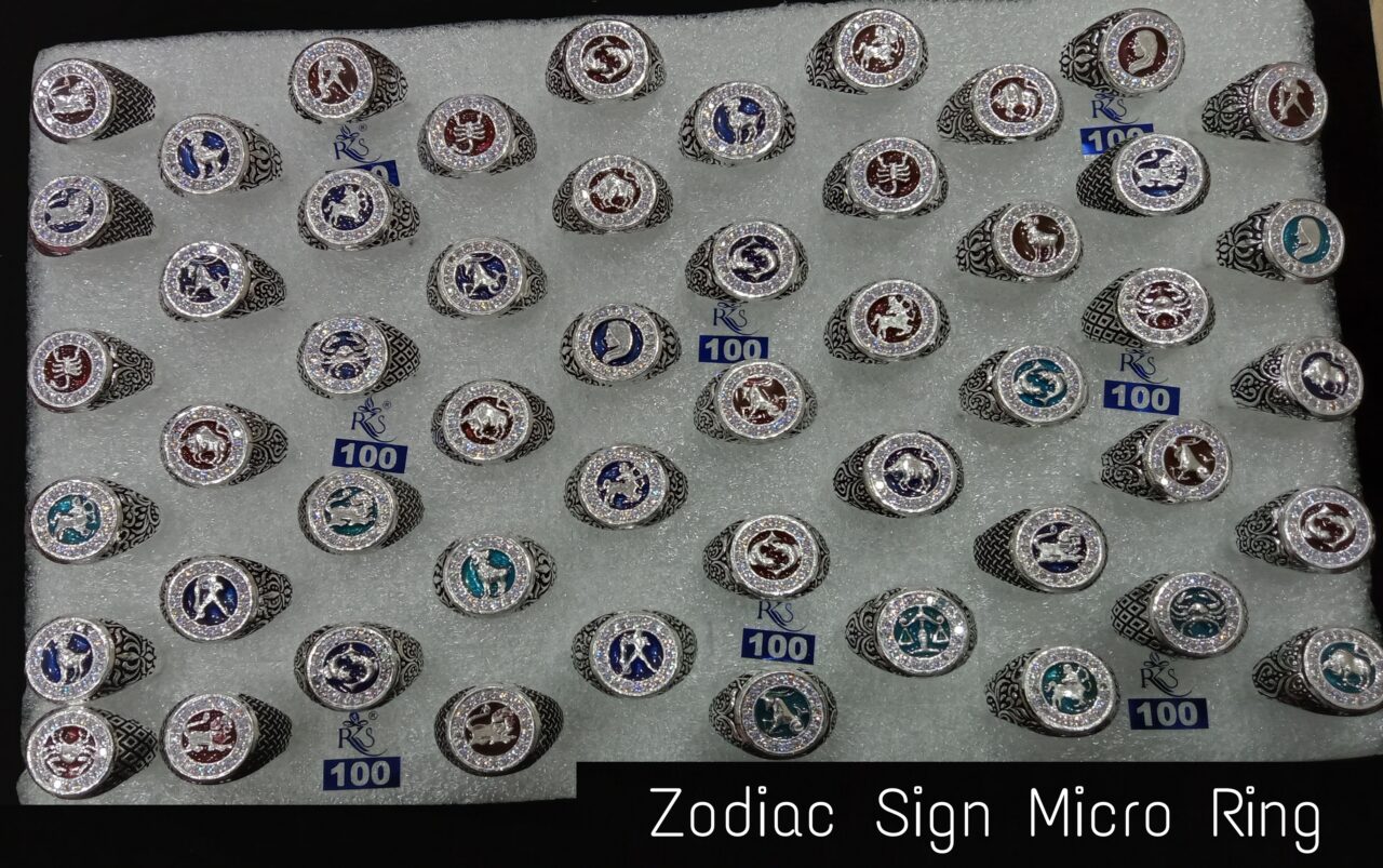 Picsart_22-08-29_16-18-27-998