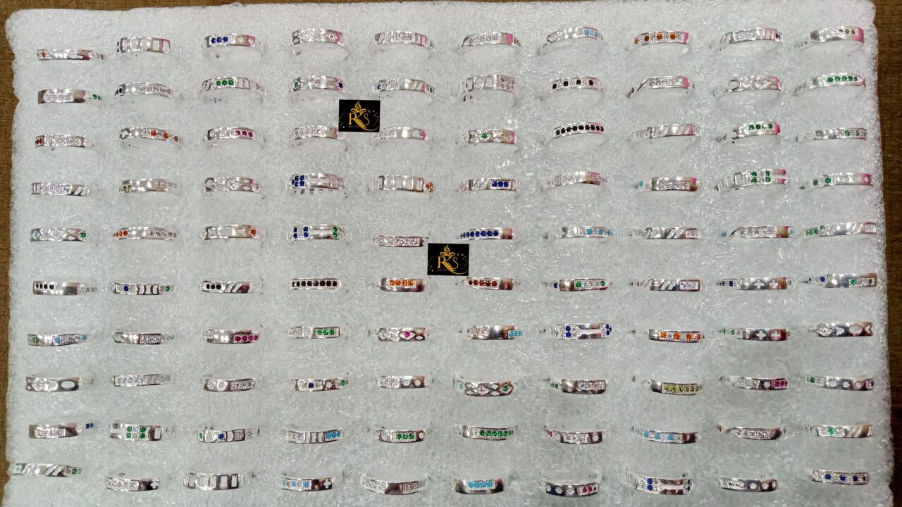 Picsart_22-10-06_10-53-47-161