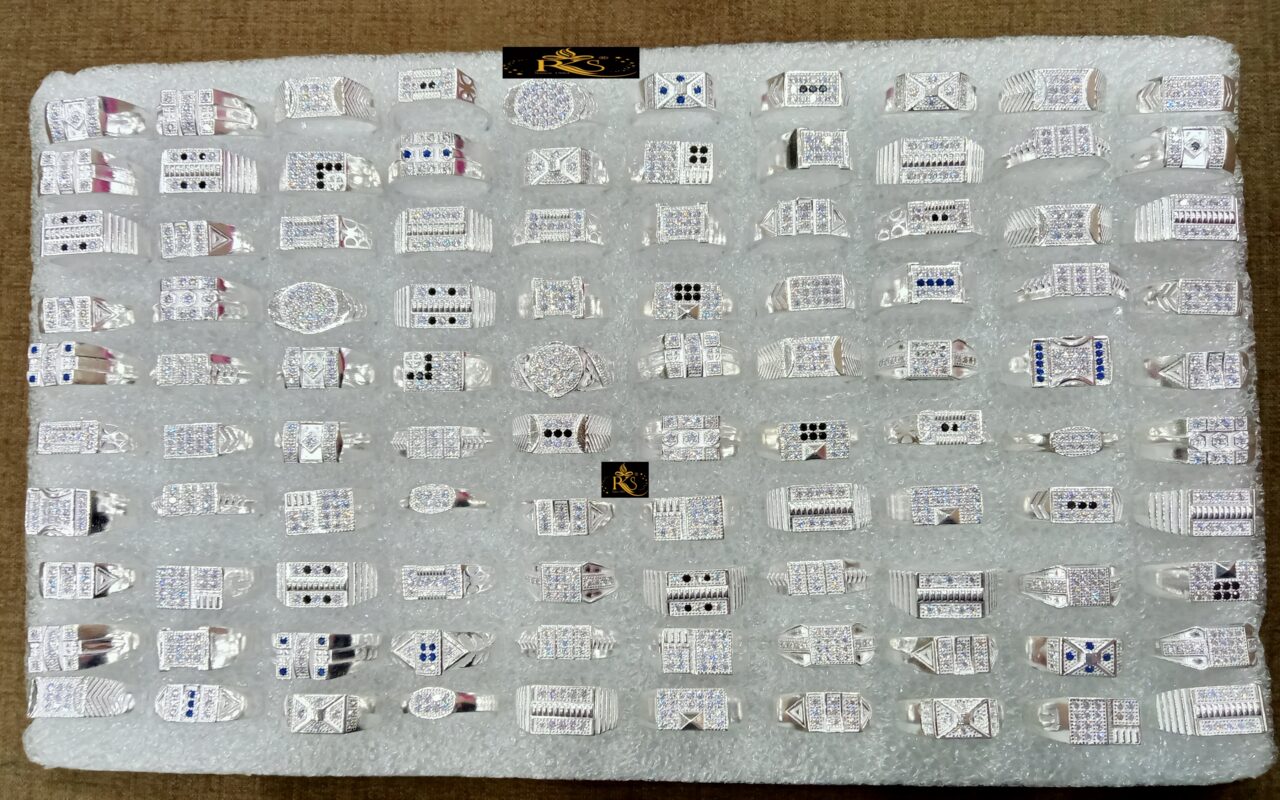 Picsart_22-10-06_10-56-49-112