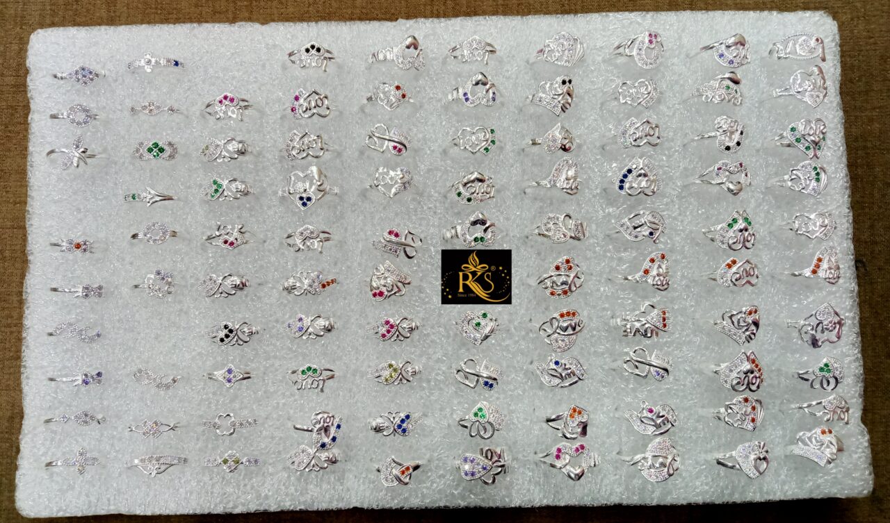 Picsart_22-10-06_11-00-15-327