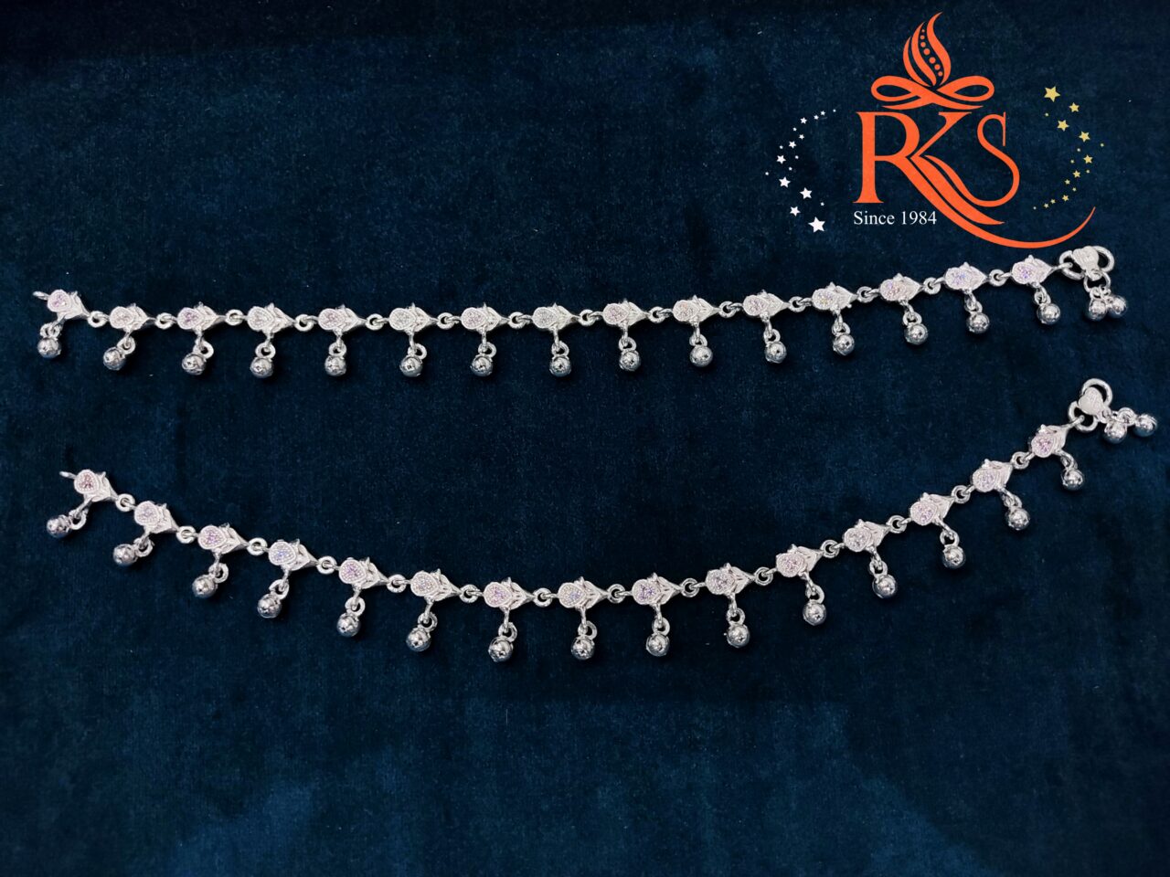 Picsart_23-08-21_18-47-07-049