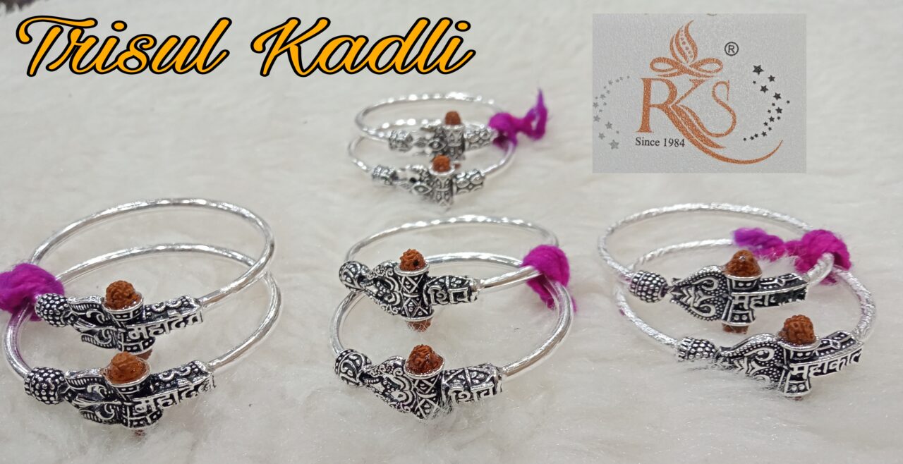 Picsart_23-08-29_19-00-42-356