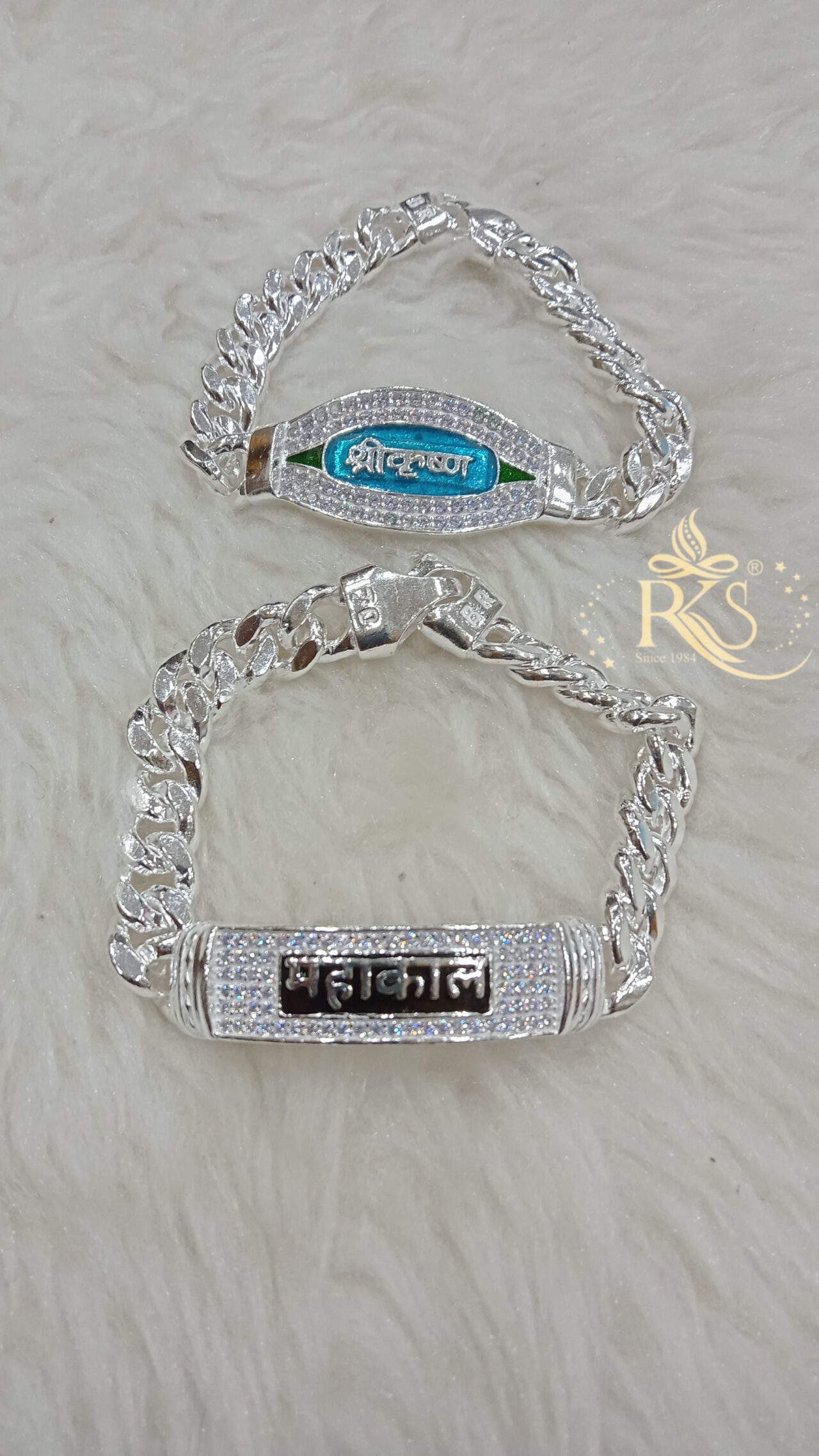 Picsart_23-09-29_18-11-23-243