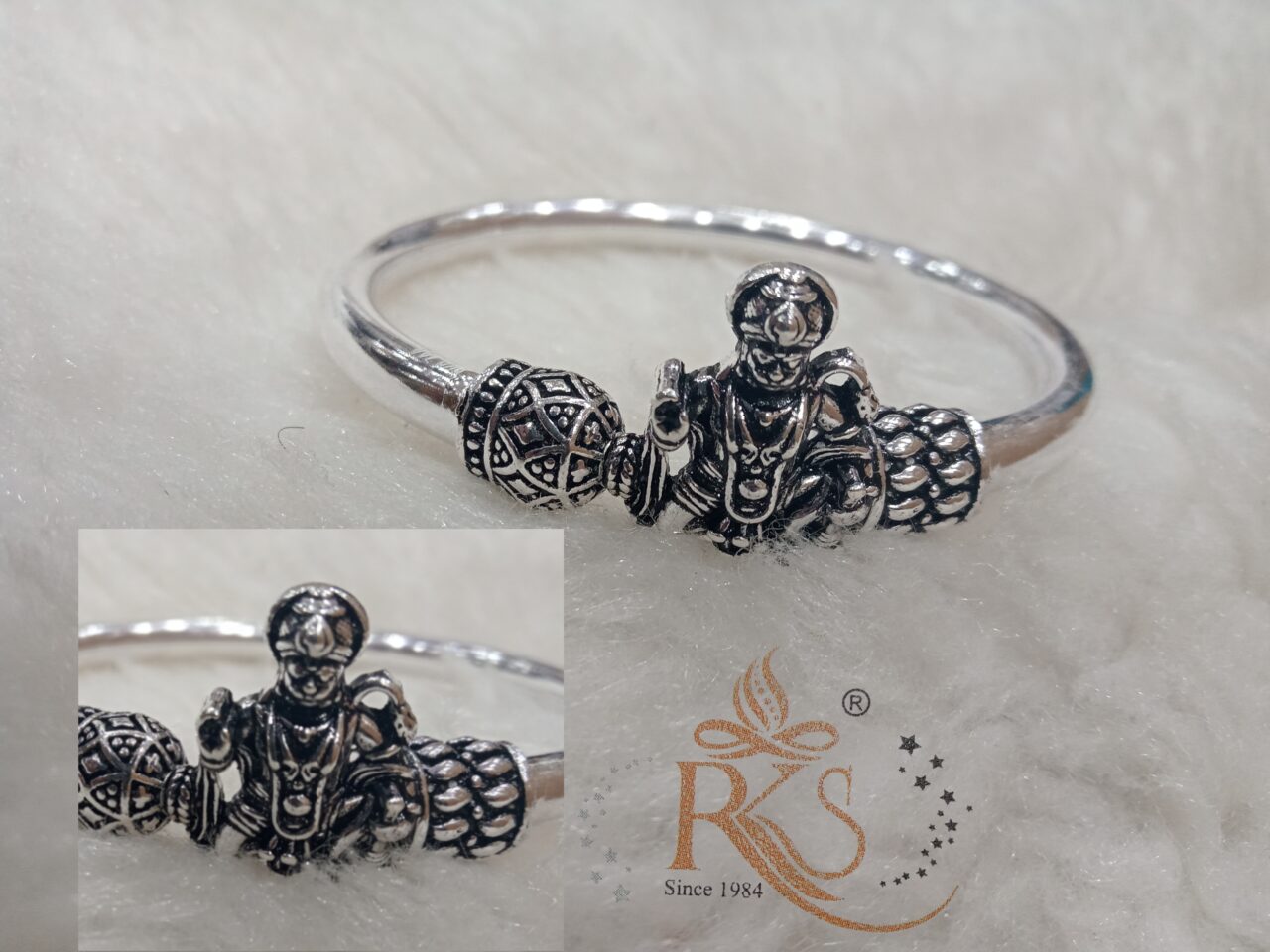 Picsart_23-10-18_17-07-22-487