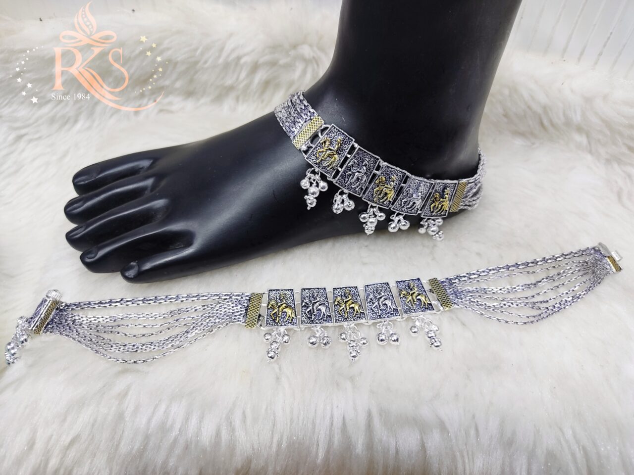 Picsart_23-10-25_10-45-58-547