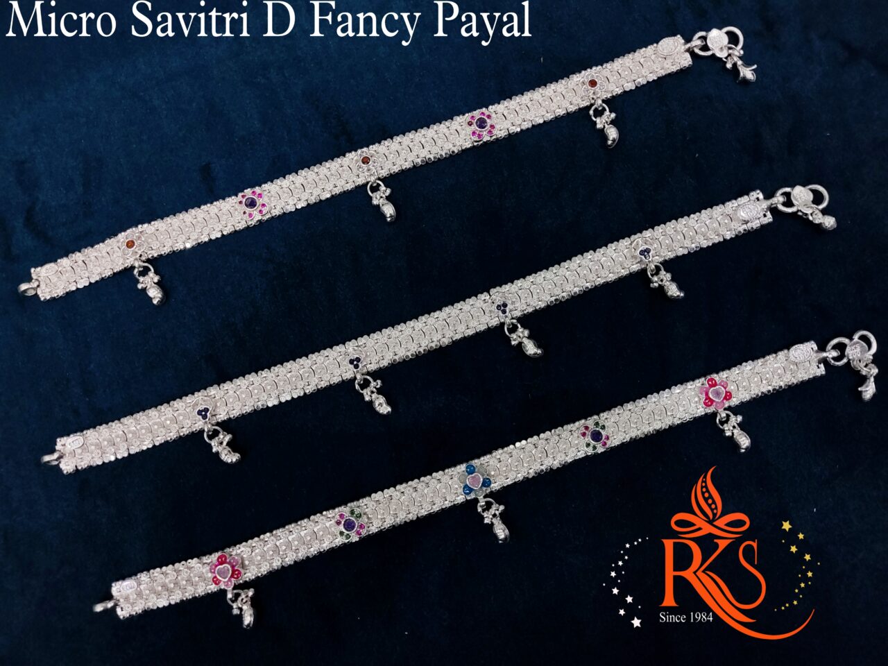 Picsart_23-12-02_16-01-56-871