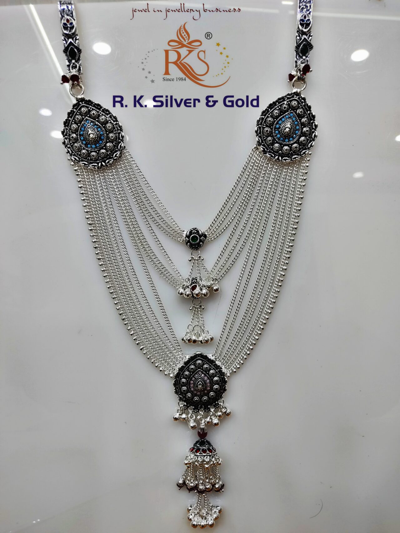 Picsart_23-12-22_12-02-53-350