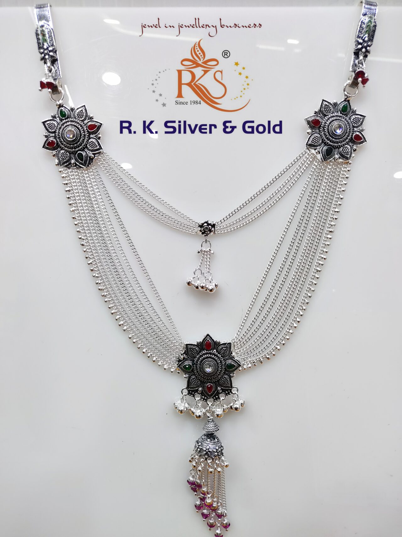 Picsart_23-12-22_12-09-45-497