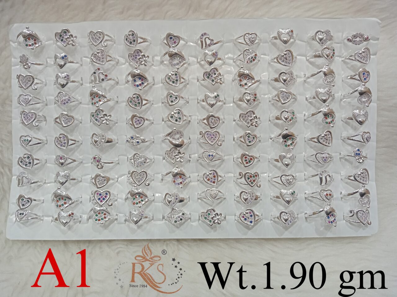 Picsart_23-12-25_18-40-11-716