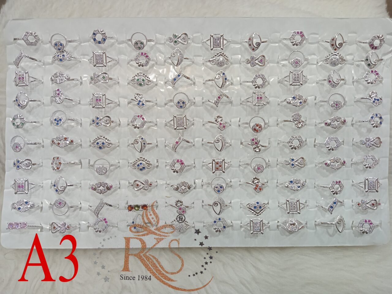 Picsart_23-12-25_18-46-36-182