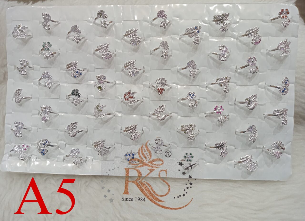 Picsart_23-12-25_18-51-27-987