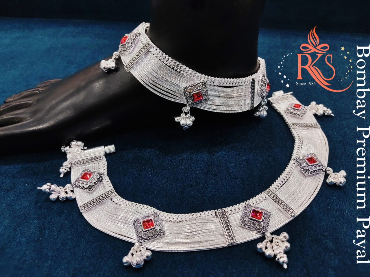 Picsart_24-01-06_11-11-42-473