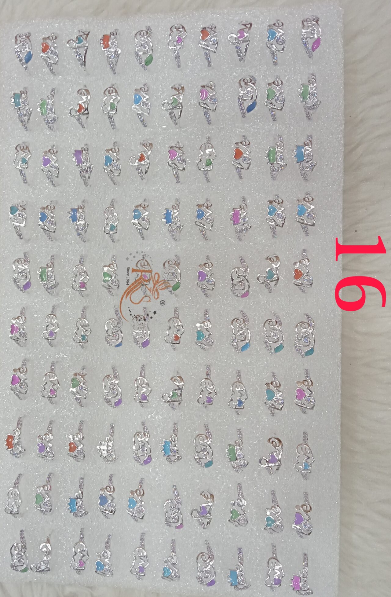 Picsart_24-01-09_18-23-33-429