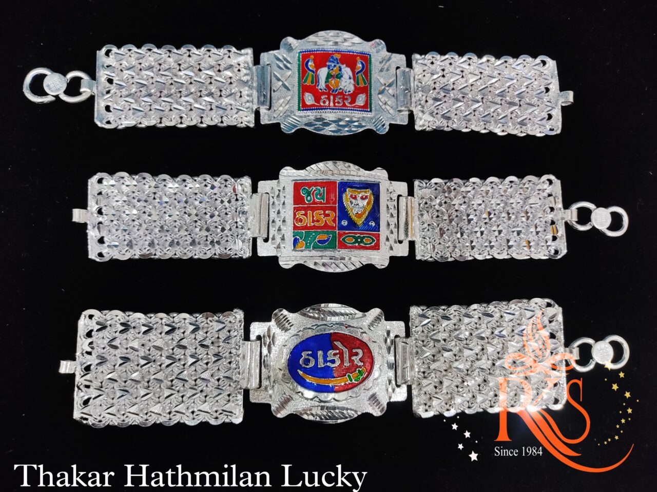 Picsart_24-01-10_10-45-08-336