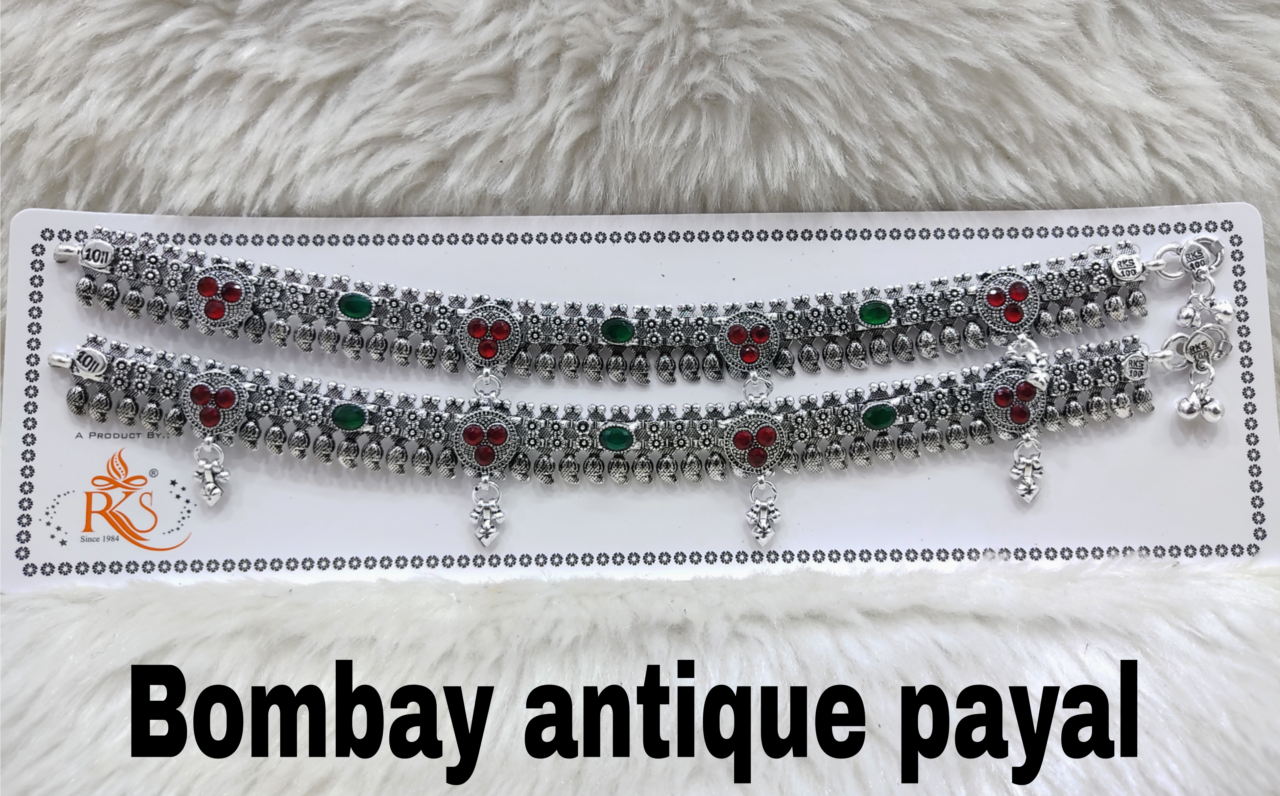 Picsart_24-01-12_11-26-45-771