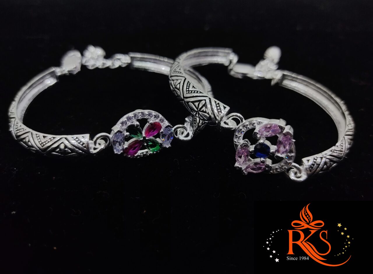 Picsart_24-01-15_11-40-14-886