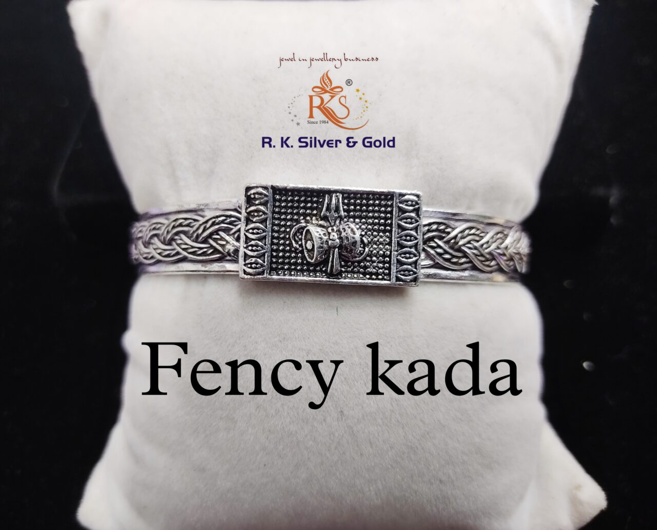 Picsart_24-01-26_10-26-25-242