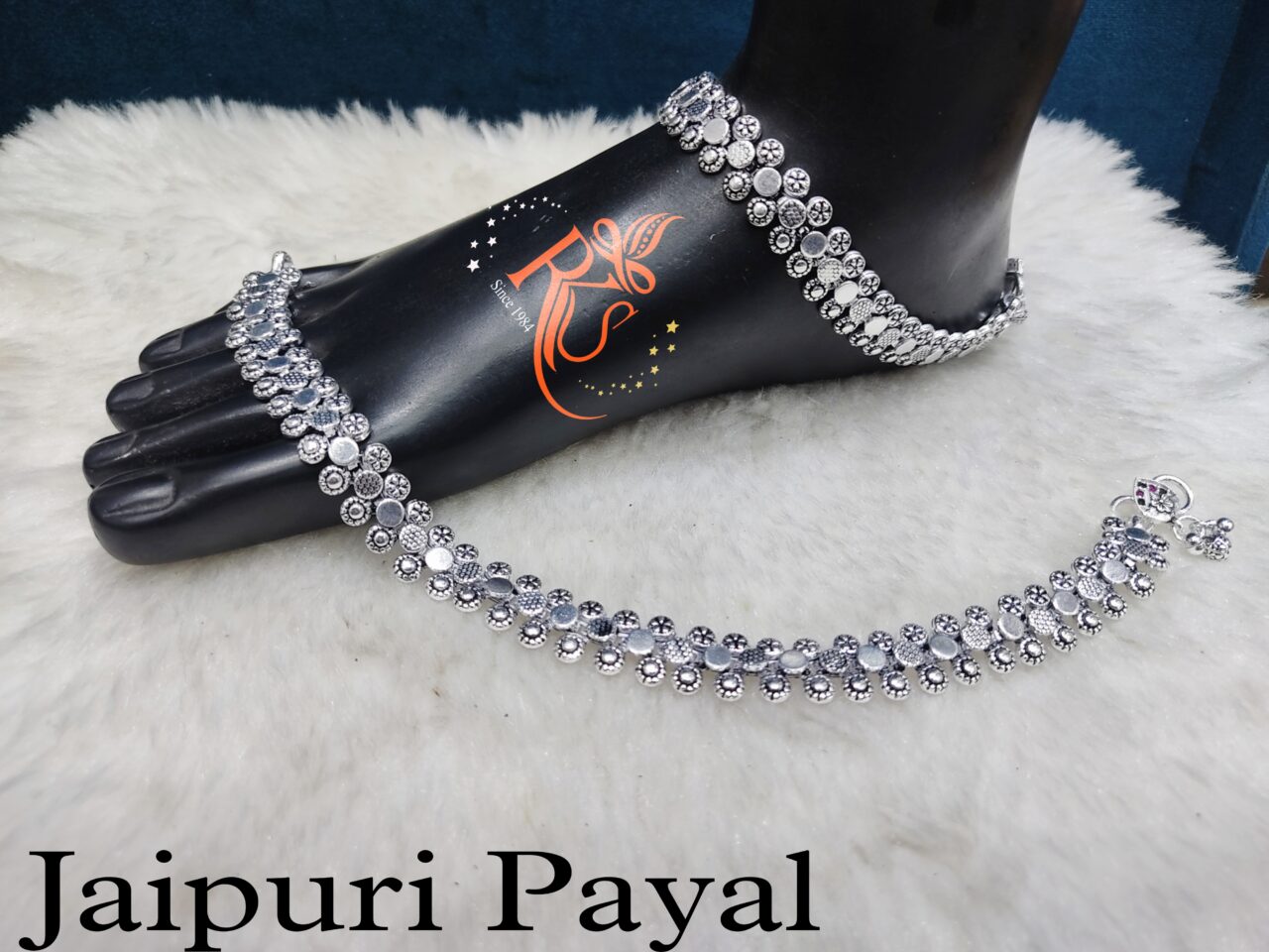 Picsart_24-02-03_11-44-13-013