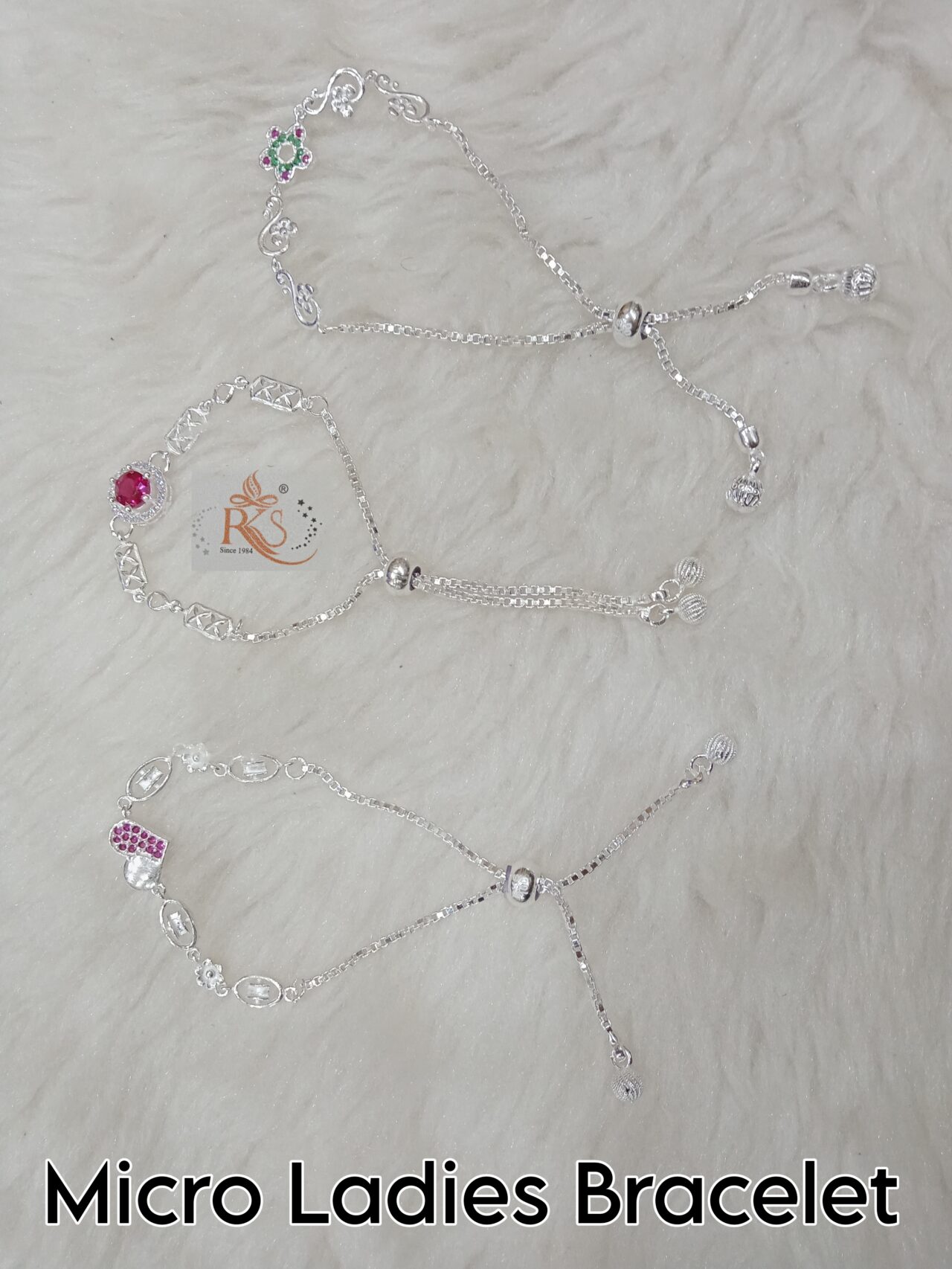 Picsart_24-06-08_12-22-41-171