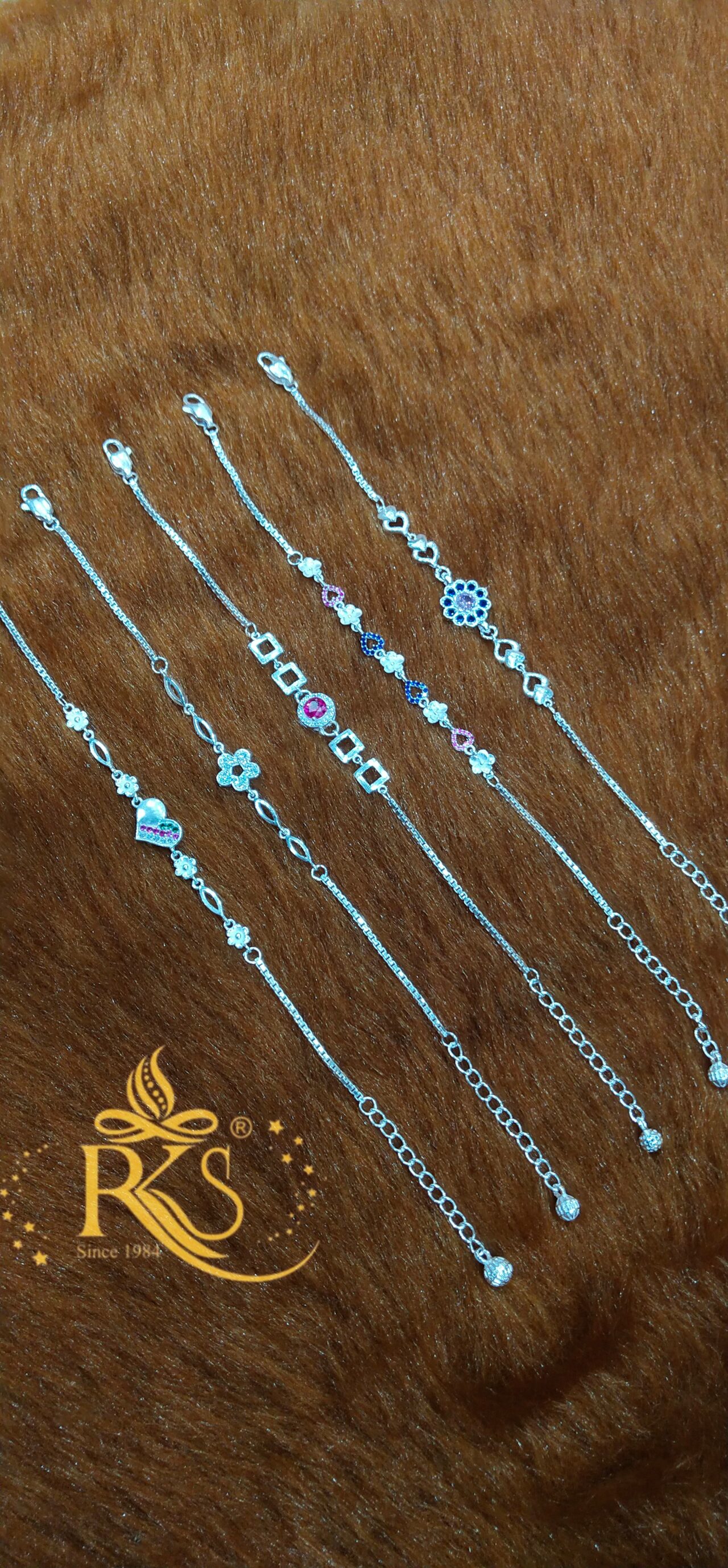 Picsart_24-06-18_10-46-12-047