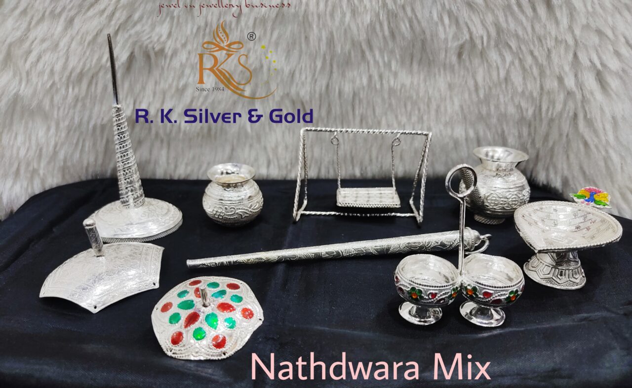 Picsart_24-07-01_18-32-21-832