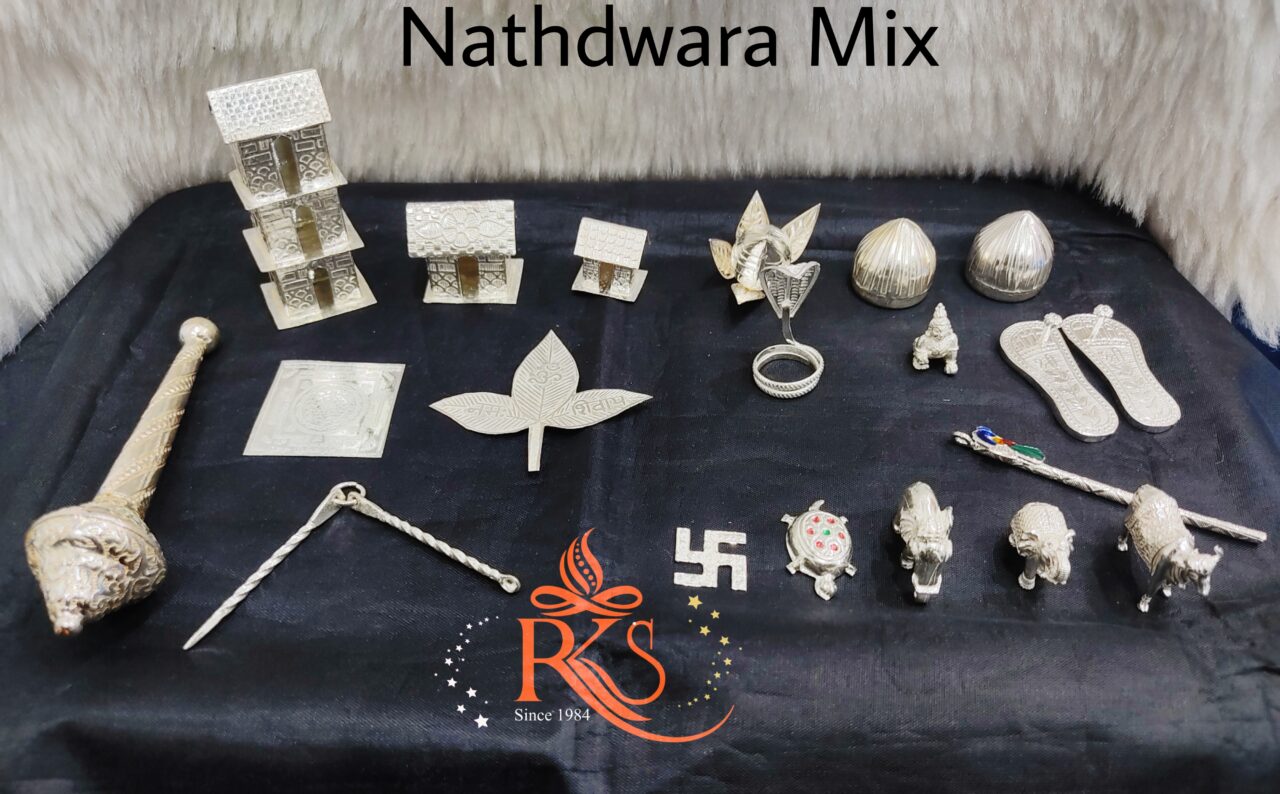 Picsart_24-07-01_18-33-34-611