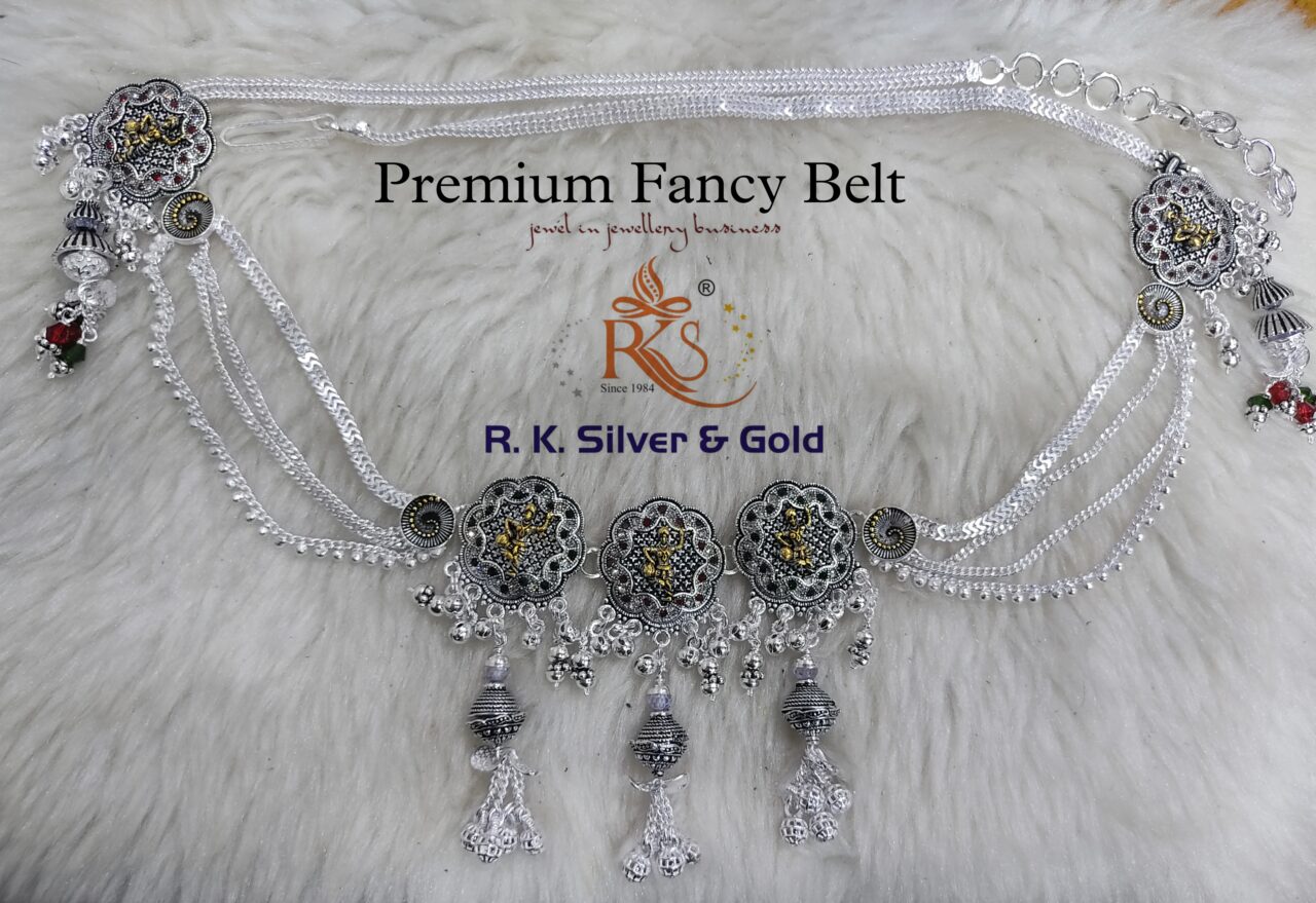 Picsart_24-07-01_18-54-36-896